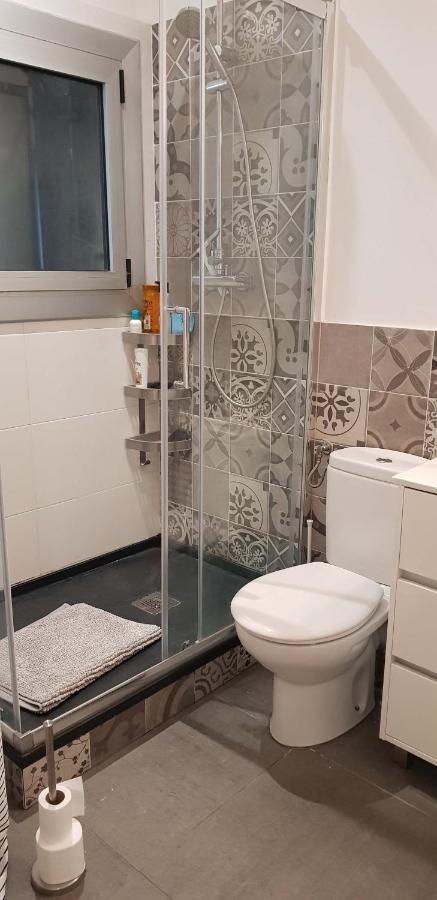 Casa cómoda y equipada para 6 en centro pueblo Torroella de Montgrí Exterior foto